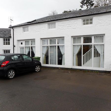 The Coach House Villa Moffat Exterior photo